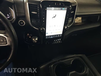 2023 Ram 1500 Laramie Crew Cab Medium Bed - miniatura 11