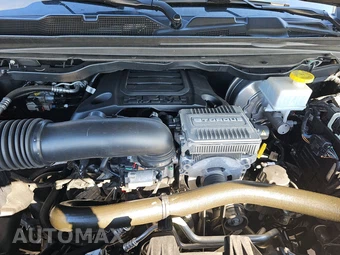 2023 Ram 1500 Laramie Crew Cab Medium Bed - miniatura 15
