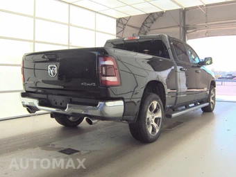 2023 Ram 1500 Laramie Crew Cab Medium Bed - miniatura 4