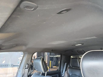 2023 Ram 1500 Laramie Crew Cab Medium Bed - miniatura 17
