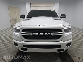 2023 Ram 1500 Laramie Crew Cab Medium Bed - miniatura 2