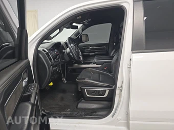 2023 Ram 1500 Laramie Crew Cab Medium Bed - miniatura 7