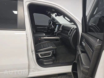 2023 Ram 1500 Laramie Crew Cab Medium Bed - miniatura 8