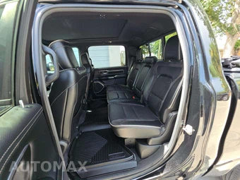 2023 Ram 1500 Laramie Crew Cab Short Bed - miniatura 13