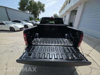 2023 Ram 1500 Laramie Crew Cab Short Bed - miniatura 14