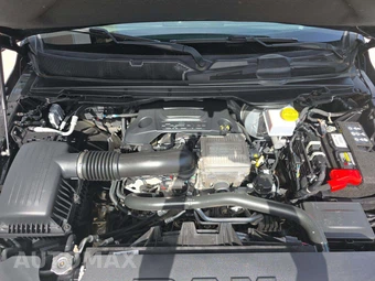 2023 Ram 1500 Laramie Crew Cab Short Bed - miniatura 24
