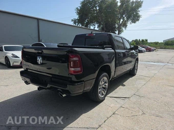2023 Ram 1500 Laramie Crew Cab Short Bed - miniatura 3