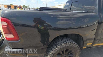 2023 Ram 1500 Laramie Crew Cab Short Bed - miniatura 22
