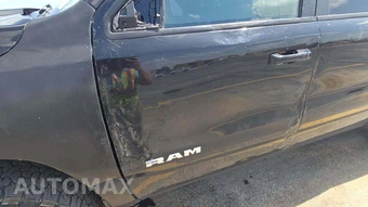 2023 Ram 1500 Laramie Crew Cab Short Bed - miniatura 23
