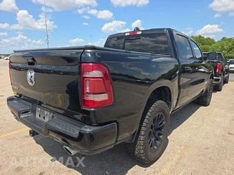 2023 Ram 1500 Laramie Crew Cab Short Bed - miniatura 4