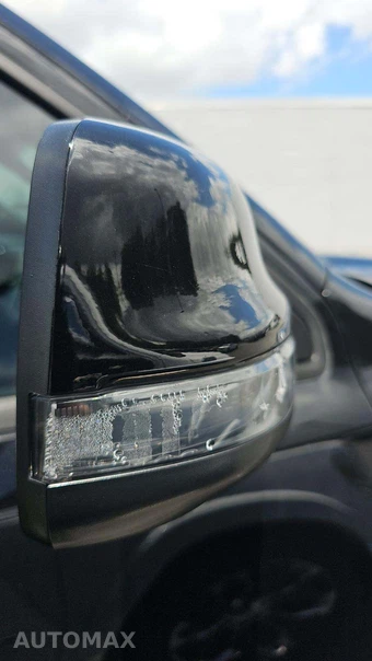 2023 Ram 1500 Laramie Crew Cab Short Bed - miniatura 18