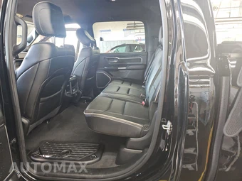 2023 Ram 1500 Laramie Crew Cab Short Bed - miniatura 13
