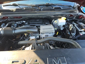 2023 Ram 1500 Laramie Crew Cab Short Bed - miniatura 15