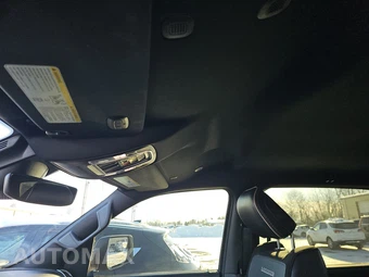 2023 Ram 1500 Laramie Crew Cab Short Bed - miniatura 17