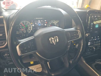 2023 Ram 1500 Laramie Crew Cab Short Bed - miniatura 10