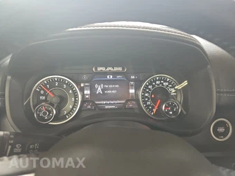 2023 Ram 1500 Laramie Crew Cab Short Bed - miniatura 12