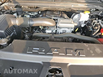 2023 Ram 1500 Laramie Crew Cab Short Bed - miniatura 15
