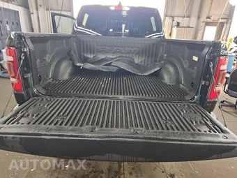 2023 Ram 1500 Laramie Crew Cab Short Bed - miniatura 16