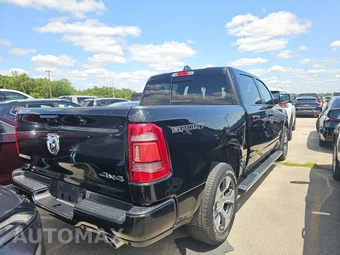 2023 Ram 1500 Laramie Crew Cab Short Bed - miniatura 4