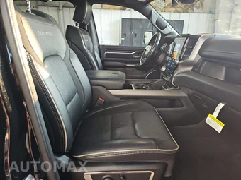 2023 Ram 1500 Laramie Crew Cab Short Bed - miniatura 8