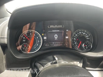 2023 Ram 1500 Laramie Crew Cab Short Bed - miniatura 12