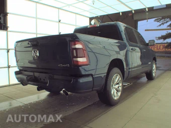 2023 Ram 1500 Laramie Crew Cab Short Bed - miniatura 4