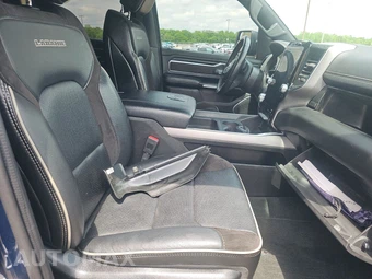 2023 Ram 1500 Laramie Crew Cab Short Bed - miniatura 8