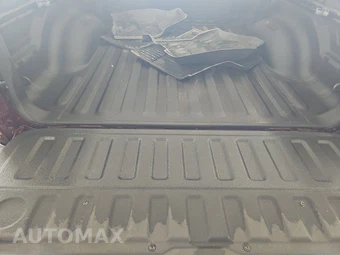 2023 Ram 1500 Laramie Crew Cab Short Bed - miniatura 16
