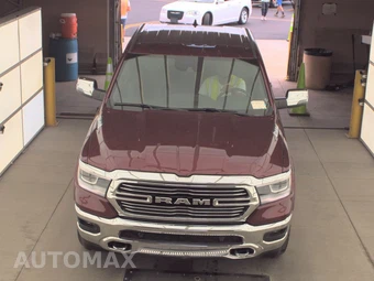 2023 Ram 1500 Laramie Crew Cab Short Bed - miniatura 2