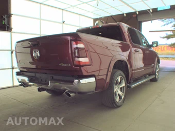 2023 Ram 1500 Laramie Crew Cab Short Bed - miniatura 4