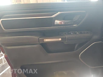 2023 Ram 1500 Laramie Crew Cab Short Bed - miniatura 9