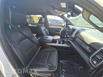 2023 Ram 1500 Laramie Crew Cab Short Bed - miniatura 18