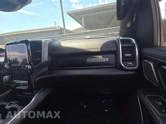 2023 Ram 1500 Laramie Crew Cab Short Bed - miniatura 19