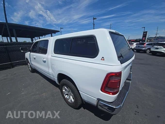 2023 Ram 1500 Laramie Crew Cab Short Bed - miniatura 2