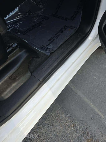 2023 Ram 1500 Laramie Crew Cab Short Bed - miniatura 21