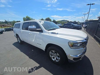 2023 Ram 1500 Laramie Crew Cab Short Bed - miniatura 4