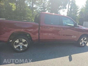 2023 Ram 1500 Laramie Crew Cab Short Bed - miniatura 4