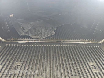 2023 Ram 1500 Laramie Crew Cab Short Bed - miniatura 16