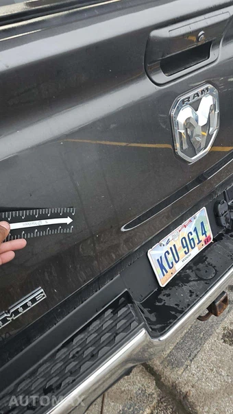 2023 Ram 1500 Laramie Crew Cab Short Bed - miniatura 24