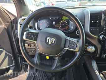 2023 Ram 1500 Laramie Crew Cab Short Bed - miniatura 10