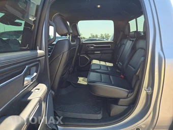 2023 Ram 1500 Laramie Crew Cab Short Bed - miniatura 13