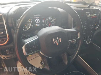 2023 Ram 1500 Laramie Crew Cab Short Bed - miniatura 10
