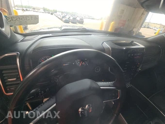2023 Ram 1500 Laramie Crew Cab Short Bed - miniatura 11