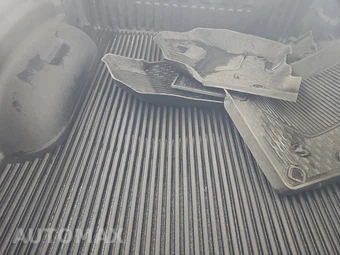 2023 Ram 1500 Laramie Crew Cab Short Bed - miniatura 16