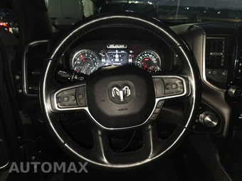 2023 Ram 1500 Laramie Crew Cab Short Bed - miniatura 10