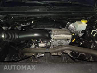 2023 Ram 1500 Laramie Crew Cab Short Bed - miniatura 15