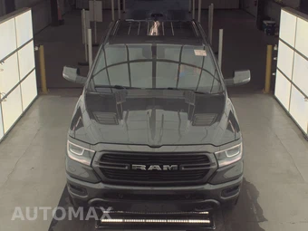2023 Ram 1500 Laramie Crew Cab Short Bed - miniatura 2