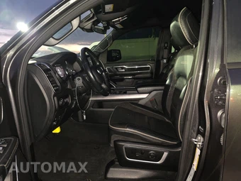 2023 Ram 1500 Laramie Crew Cab Short Bed - miniatura 7