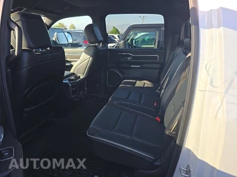 2023 Ram 1500 Laramie Crew Cab Short Bed - miniatura 13