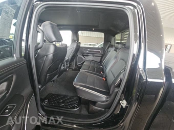 2023 Ram 1500 Laramie Crew Cab Short Bed - miniatura 13